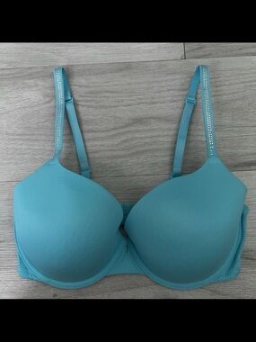 Victorias Secret Pink Bra 32D Rhinestone Sexy Romantic Coquette Valentine